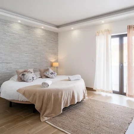 Guest house West Side 2*