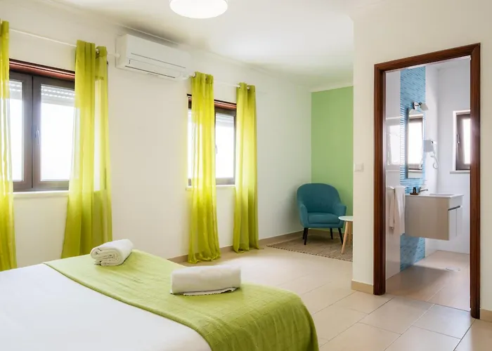 Pensión West Side Peniche