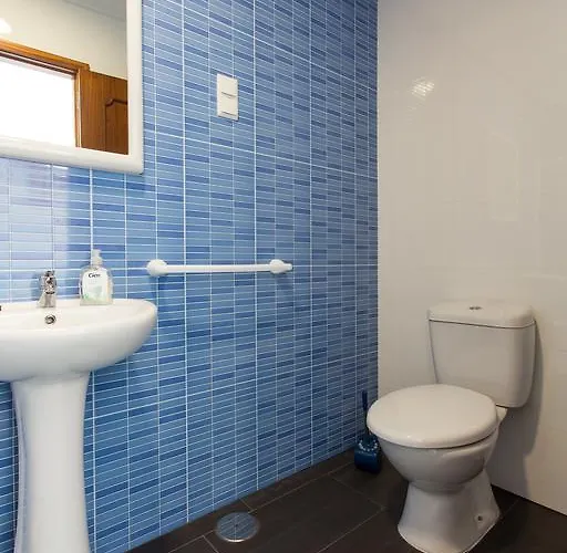 Pensión West Side 3*